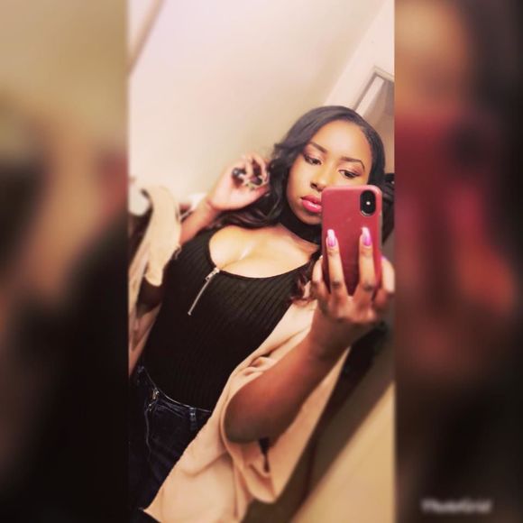 Meet your Posher, Adeeyah - Picture 1 of 1